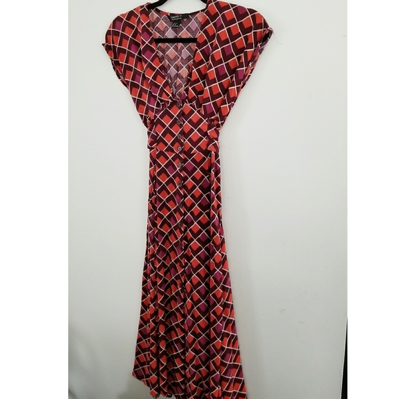 Forever 21 Tie-Front Geo Print Midi Dress - Picture 7 of 13